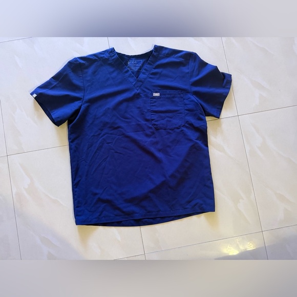 Figs Technical Collection Blue  Scrub Nurse Top Women’s Navy Blue Size XL pocket - Picture 12 of 13